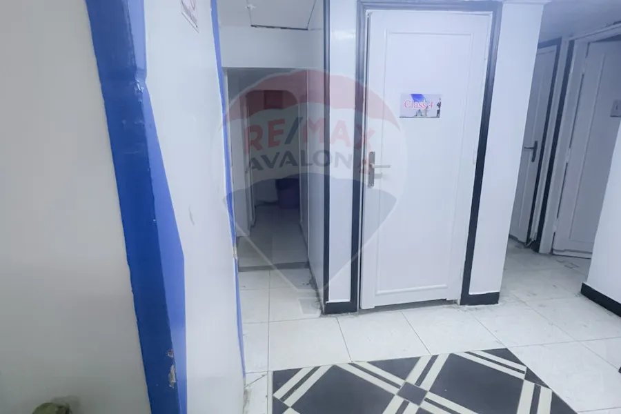 Mezzan for sale 400 m Al Ibrahimiyah (Abd El-Moneim Sanad St)