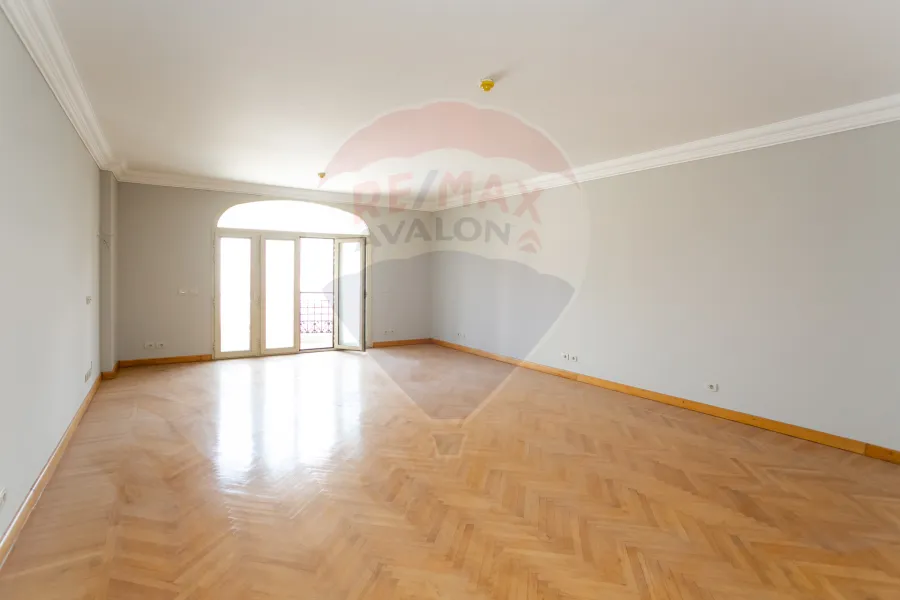 Apartment for sale, 235 m, Smouha (Fawzy Moaz St, Lotus Tower)