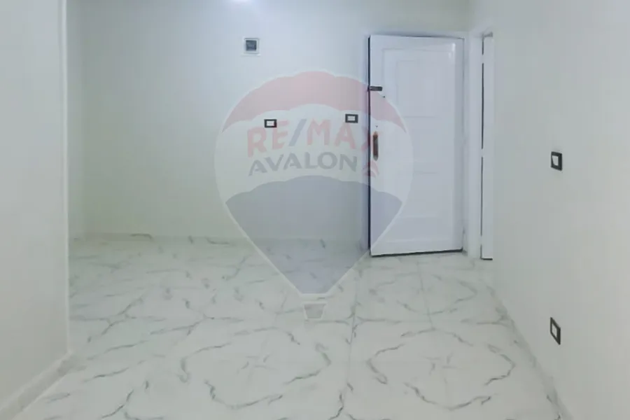 Apartment for sale 100 m Seyouf Tram (branching from Gamal Abdel Nasser St.)