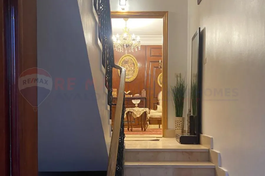Villa for sale (La Vida Compound) El Bustan 6th of October 600 m