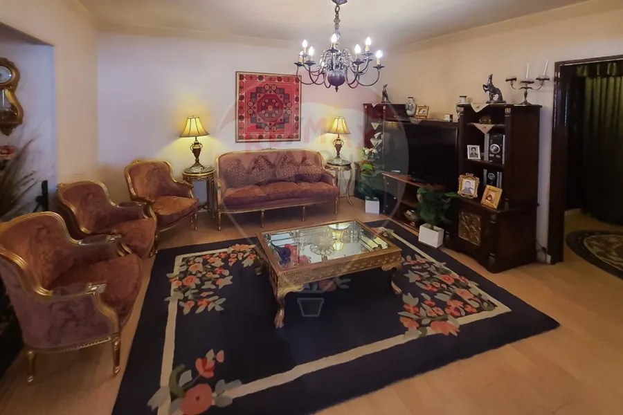 Apartment for sale 200 m Glim (Khalil Hassan St. -branched from Abu Qir St.)