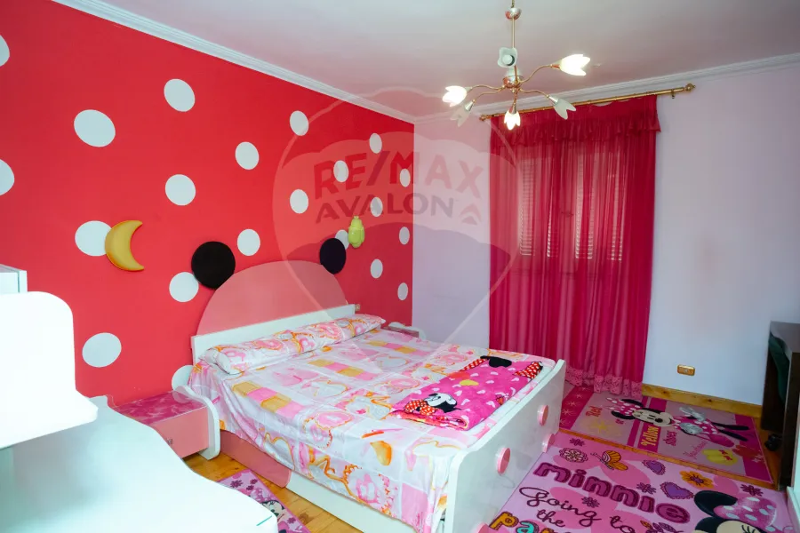 Furnished apartment for sale 240 m Al-Hay Al-Latiny (Steps from Fouad main St.)
