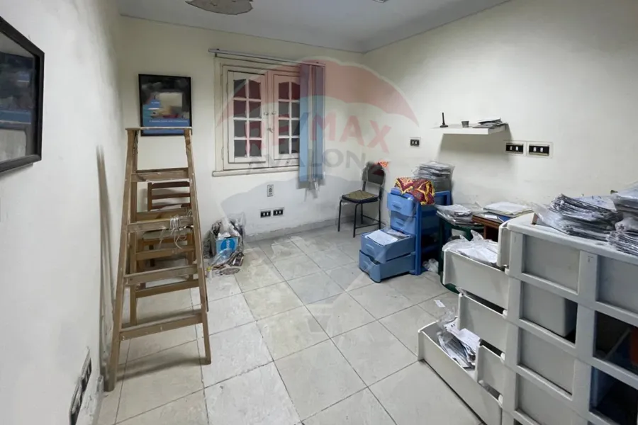 Clinic for sale 90 m Cleopatra (Directly on the Tram)