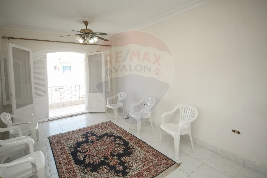 Chalet with roof for sale (El fayrouz beach) 138 m