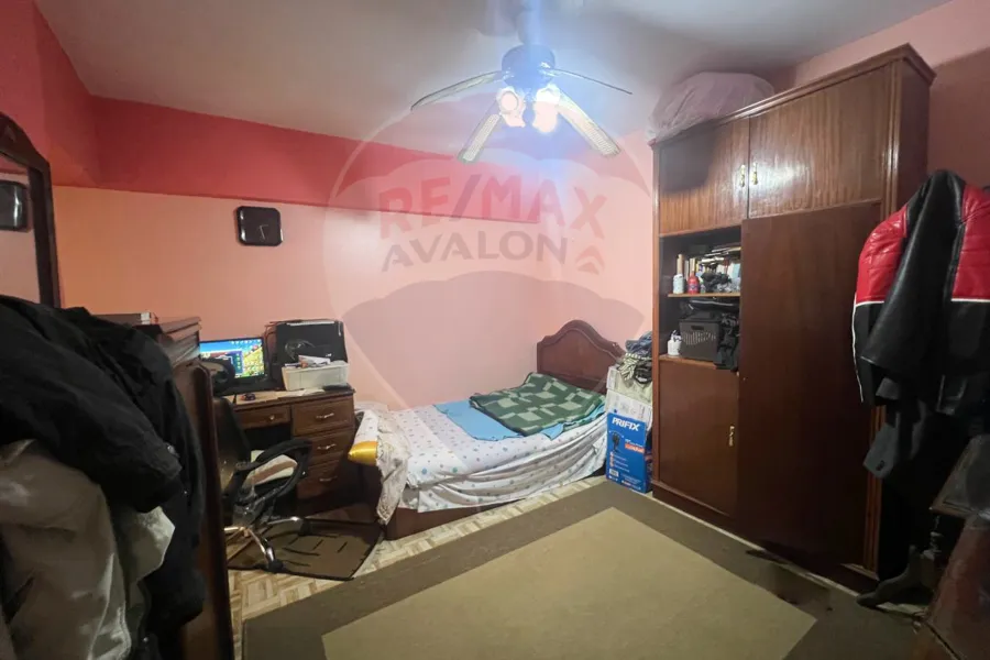 Apartment for sale 150 m Moharam Bek (El Rassafa St)