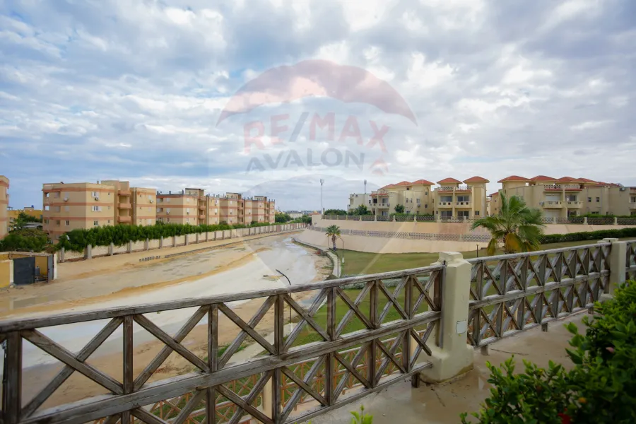 Corner villa for rent in Sidi Abdel Rahman (Stella Heights) 250 m