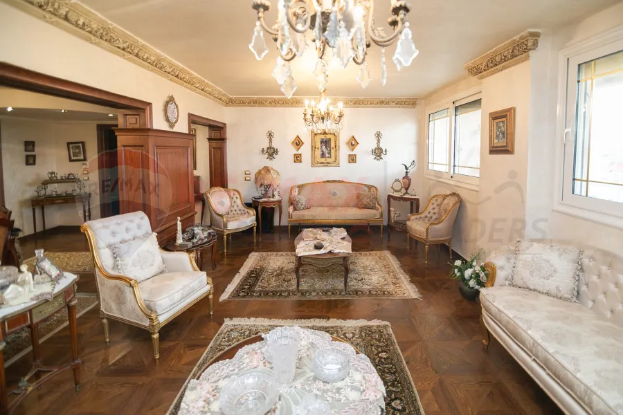 Apartment for sale 265 m Zezinia (Abo Qir St)