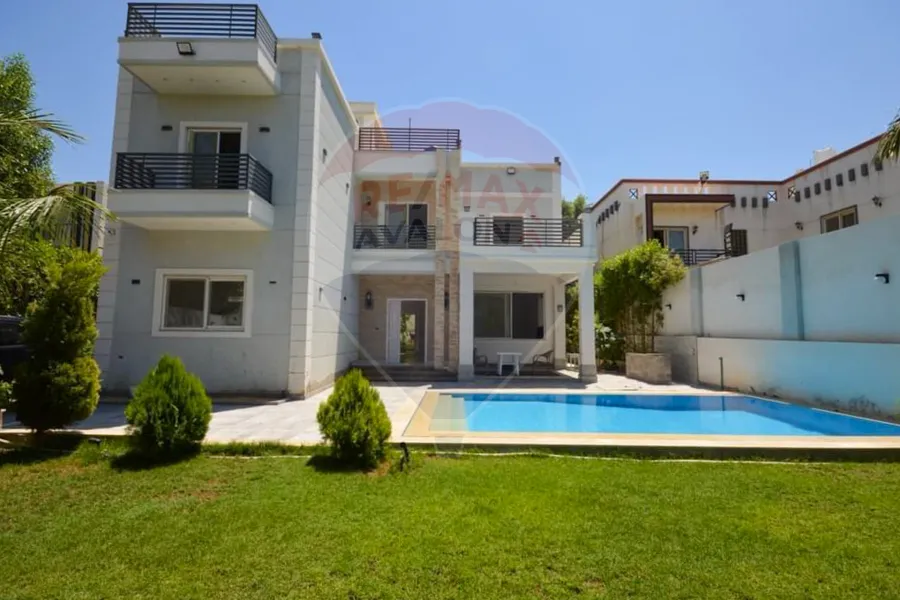 Standalone villa for sale 513 m King Mariout (steps from Aknesh Village)