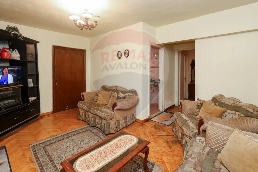Apartment for sale 230 m Roushdy (El moaskar Al-Romani main st)