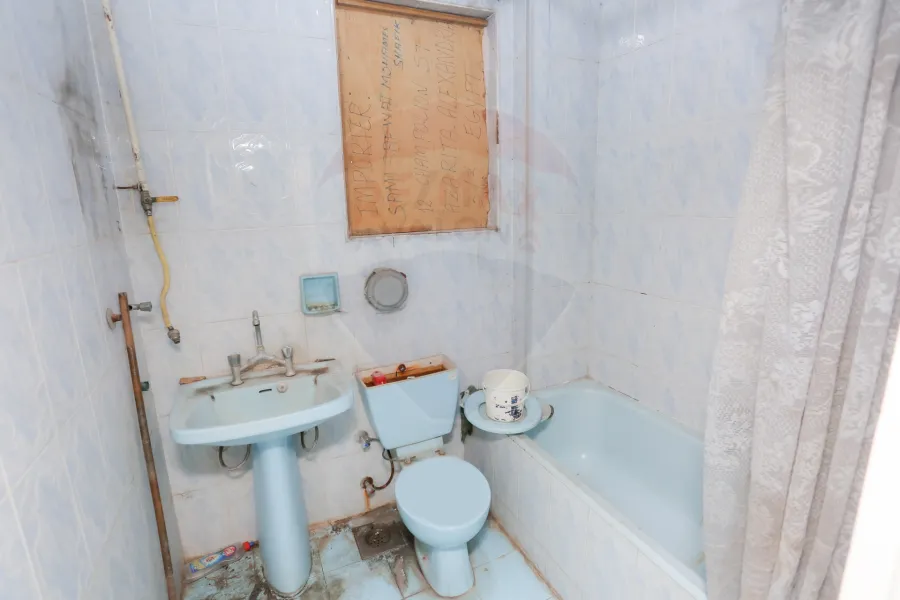 Apartment for sale 85m Al Azarita (Steps from the tram)