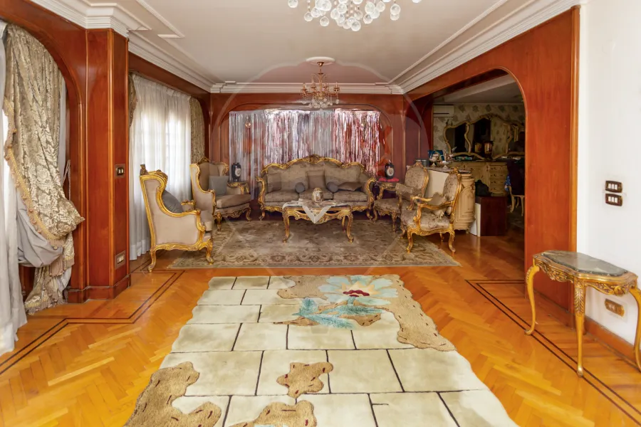 Apartment for sale 225 m Mostafa Kamel (Ibrahim Sherif St. - In front of Kiroseiz Mall)