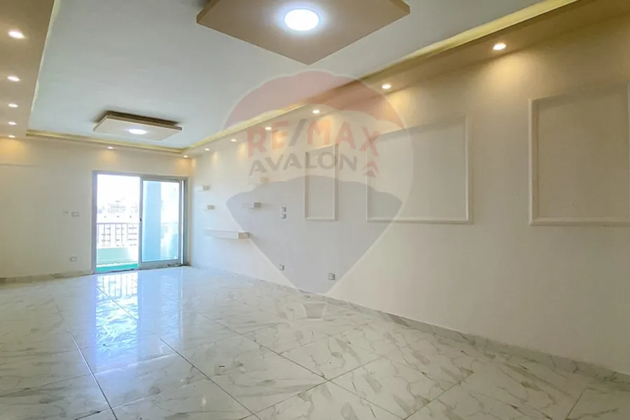 Apartment for sale 107 m Sidi Gaber (Officers housing - investment part)