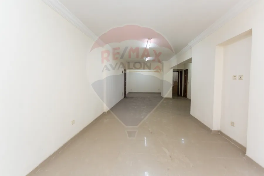 Administrative unit for sale 162 m Ibrahimia (Abo qir St.)