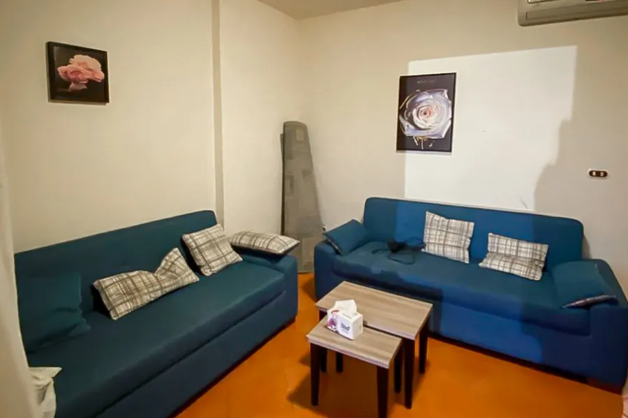 Ground chalet with garden for sale (Porto Golf) 80 m