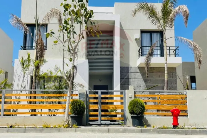 Town House for sale 290 m (Palm Hills Alexandria Compound)