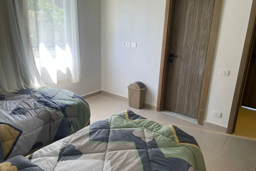 Ground floor chalet with garden for sale (Hacienda Bay - Sidi Abdel Rahman) 153 m + 218 m garden - 12,500.00 EGP (down payment + over)