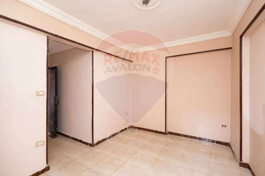 Apartment for sale 180 m Louran (Branched from Omar El-Mokhtar st)