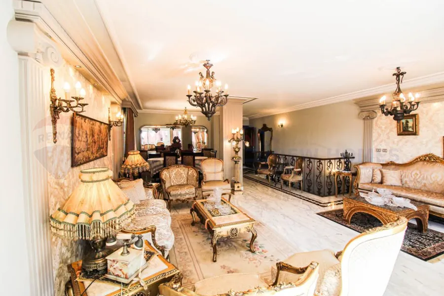 Duplex for sale 200 m Smouha (Bahaa AlDin El Ghtouri St)