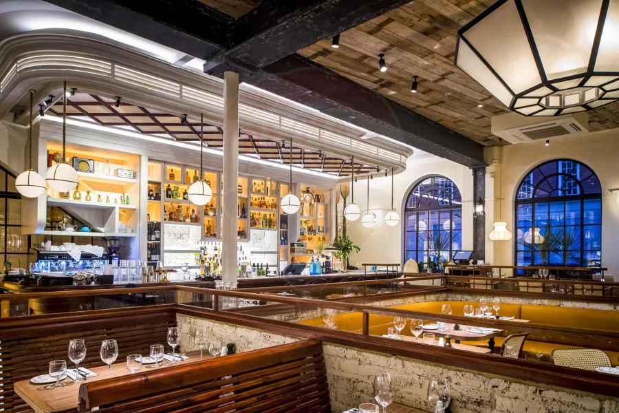 Shop for sale 135 m Glem (directly on the tram) -