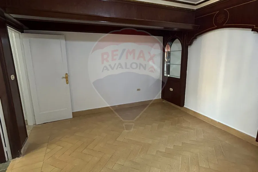 Apartment for sale 175 m Al Azareeta (next to Andalusia Hospital)