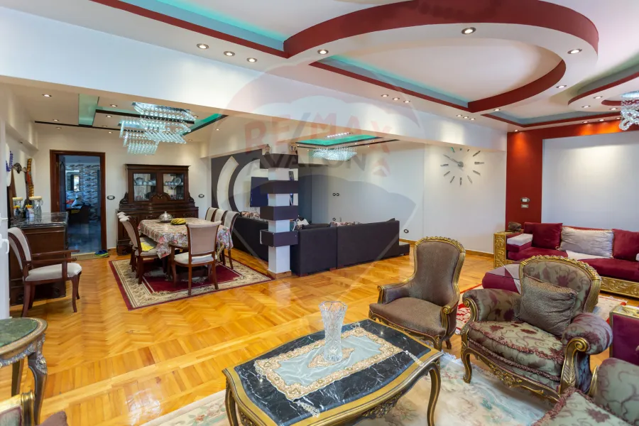 Apartment for sale 430 m Smouha (Bahaa El-Din El-Ghatoury st.)