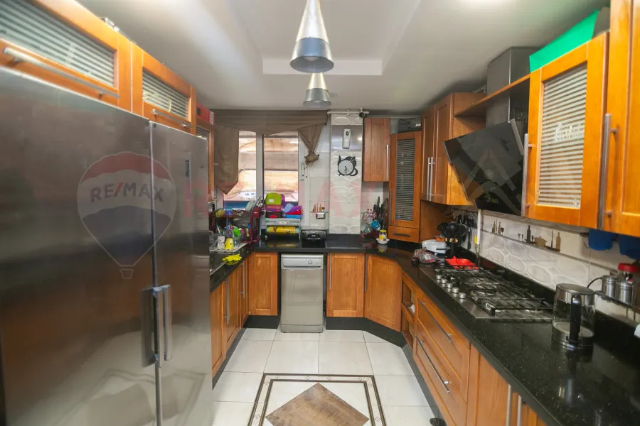 Apartment for sale 265 m Zezinia (Abo Qir St)