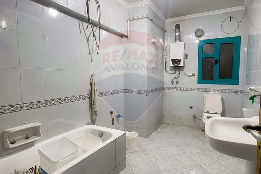 Apartment for sale 200 m louran (Abd el Salam Aref st.)
