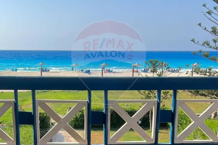 Stand alone villa for sale (Nice A - directly on the sea) 238 m