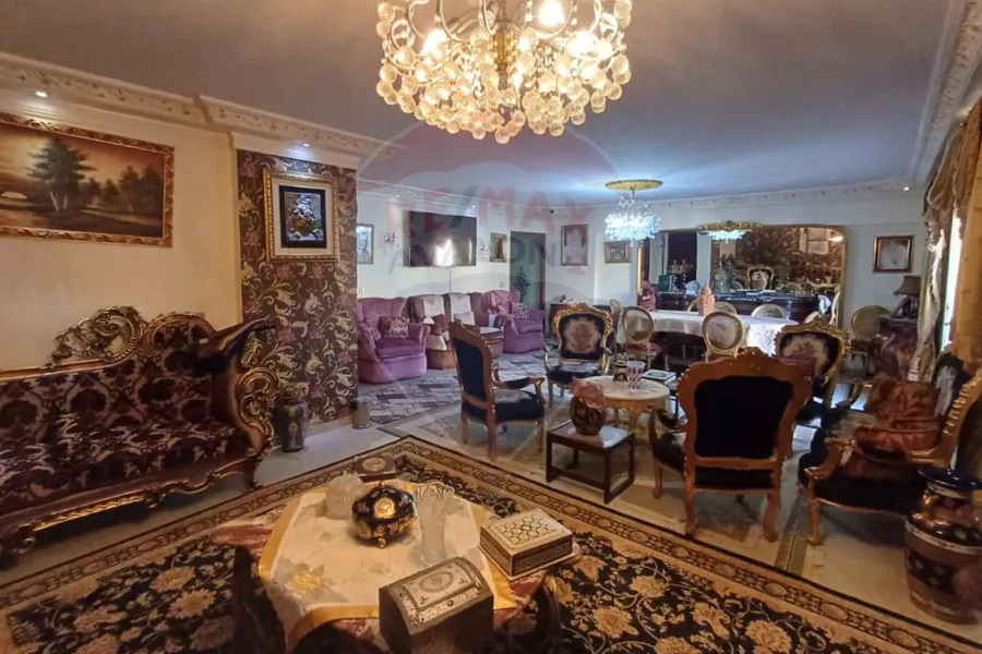 Apartment for sale 240 m Saba Pasha (Al-Sabunji St.)