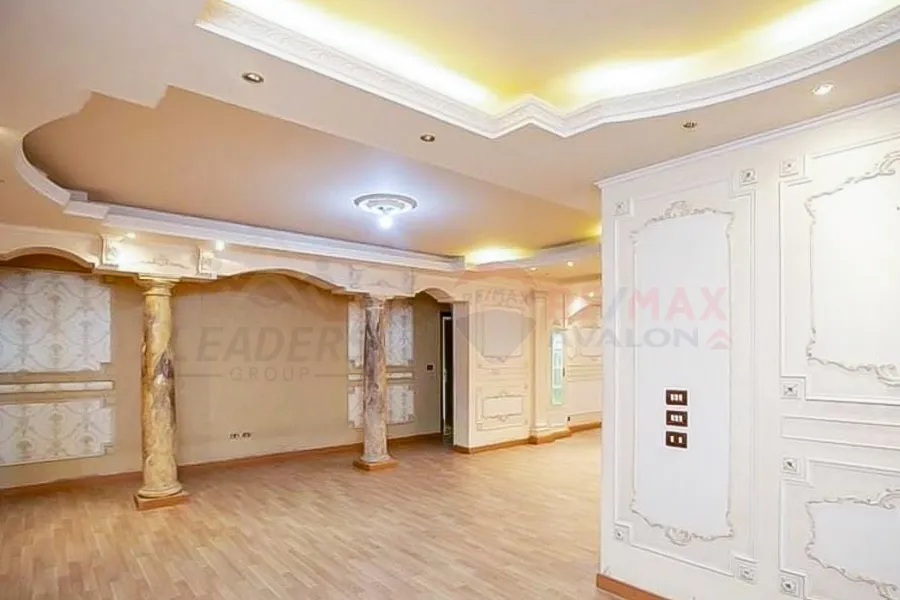 Apartment for sale 195 m Kafr Abdo (steps from Abu Qir St.)