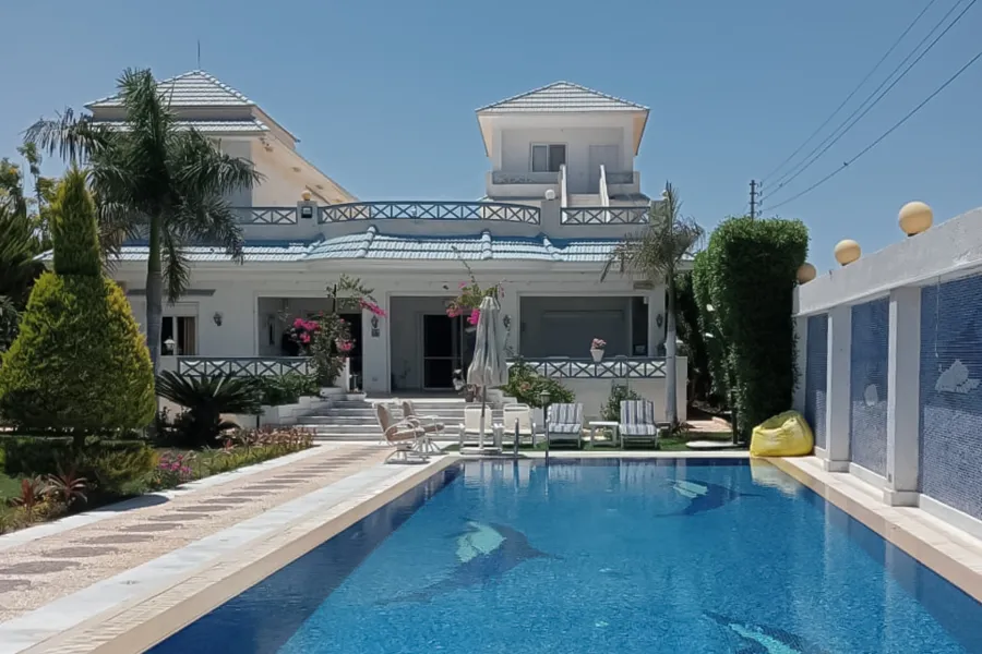 Stand alone villa for rent furnished (Artists - Sidi Abdel Rahman) 1,200 m