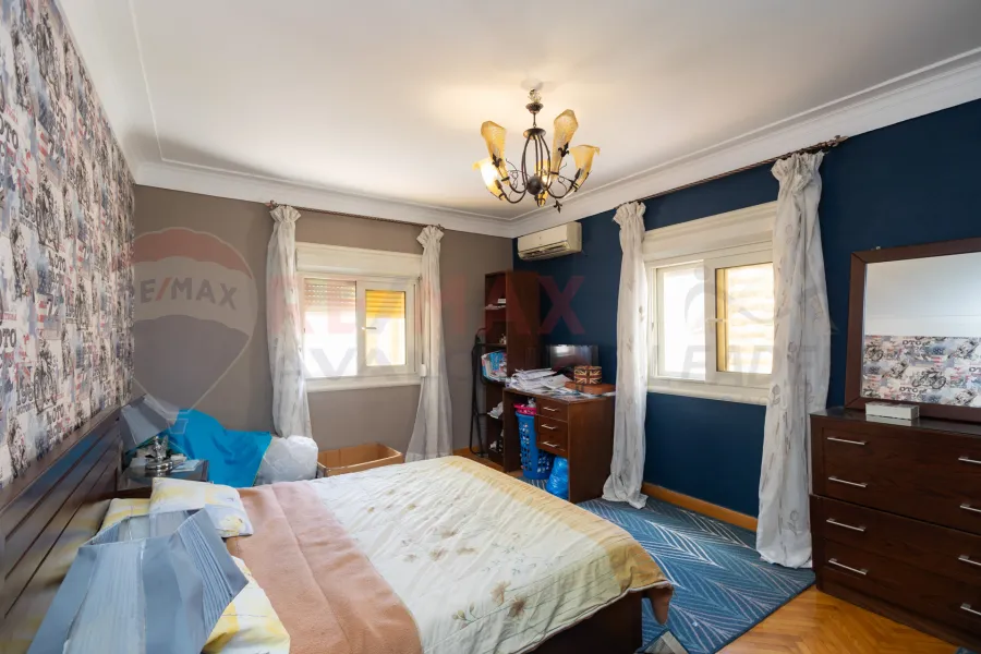 Apartment for sale 195 m Roushdy (Steps from Syria st)