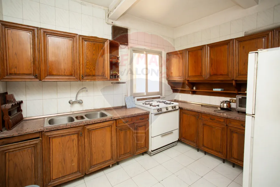 Apartment for sale 210 m Roushdy (Abu Qer St)