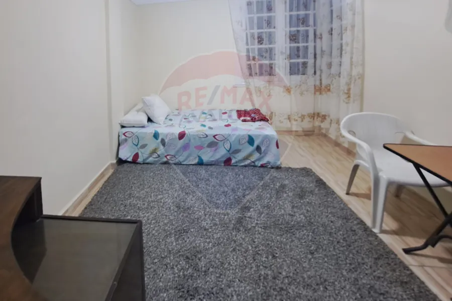 شقة للايجار المفروش 135 م الابراهيمية (ش اللاجيتيه)