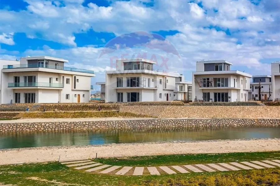 villa for sale New Alamein (Mazarine) 309 m