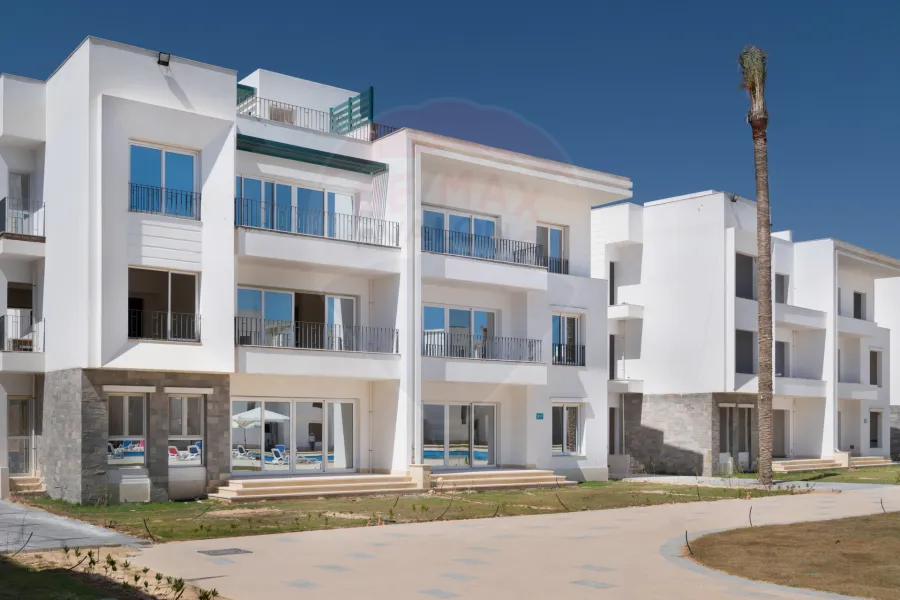 Chalet for sale (Sea View - Ras El Hekma) 57 m