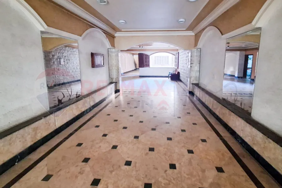 Apartment for rent 160 m Sporting (Fatima Youssef St.)