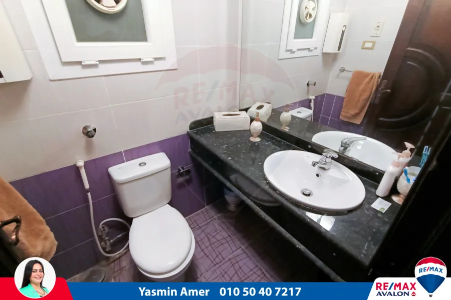 Furnished apartment for rent 220 m Loran (steps from sea)