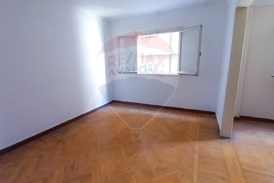 Administrative unit for rent 138 m Gleem (Al-Horaya Road)
