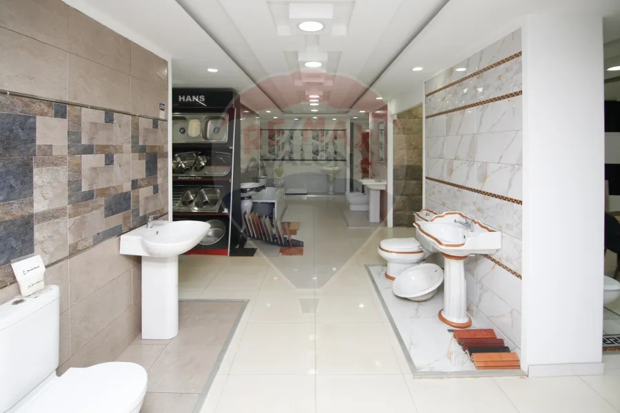 Commercial store for sale 2,200 m Al-Syouf (Gamila Bouhraid St.)