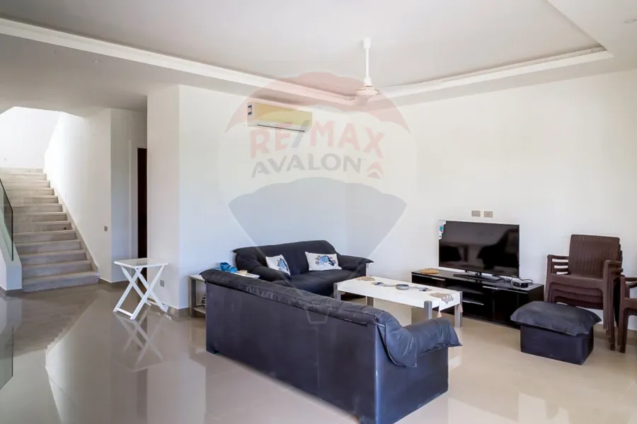 Stand alone for sale (Hacienda Bay) 871 m