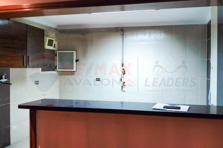 Apartment for rent 220 m Kafr Abdo (steps from Saint Jenny square)