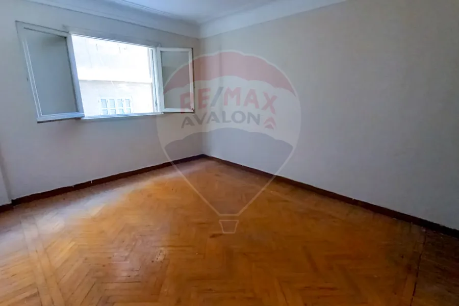 Administrative unit for rent 138 m Gleem (Al-Horaya Road)