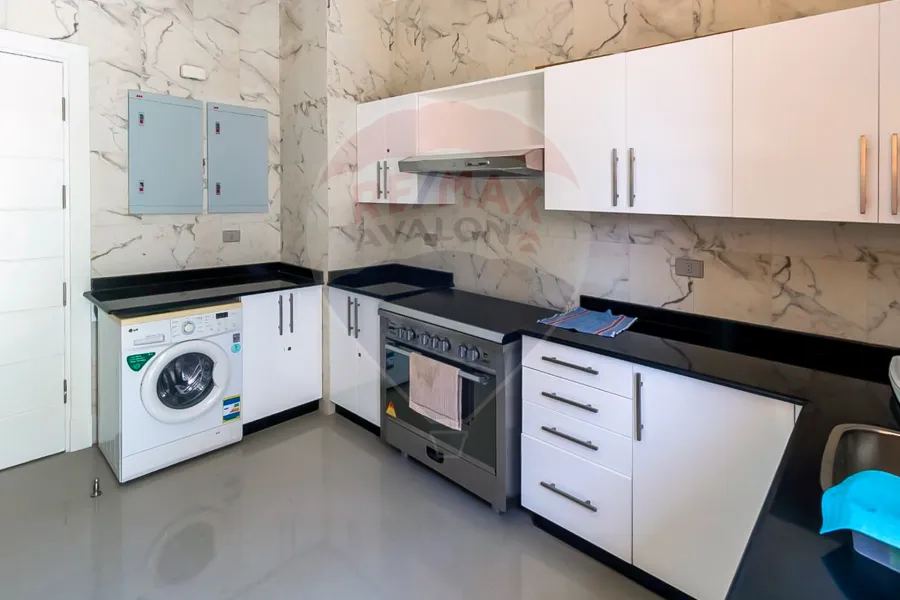 Stand alone for sale (Hacienda Bay) 871 m