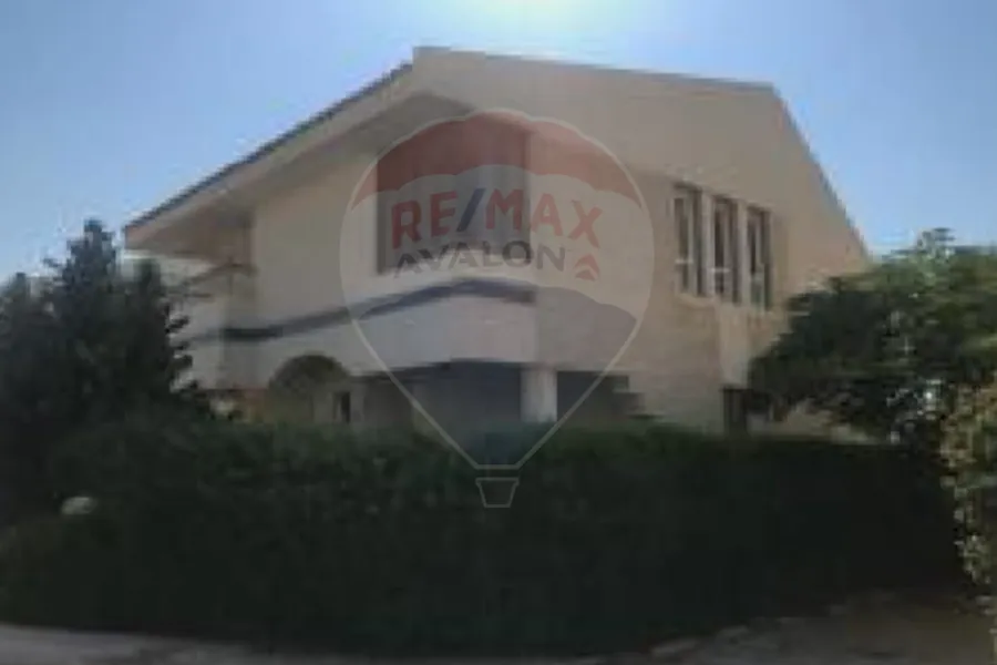 Stand Alone Villa for sale (Diamond Beach) 400 m