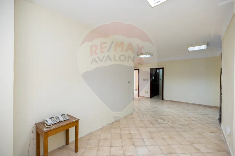 Apartment for rent 217 m Louran (directly on the tram)