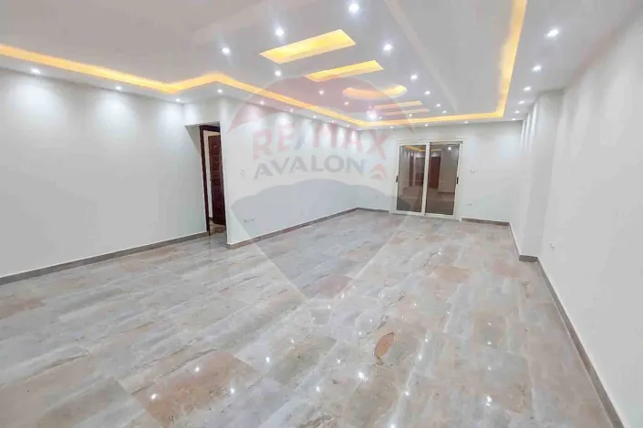 Apartment for rent 175 m Gleem (Qabbani St.)