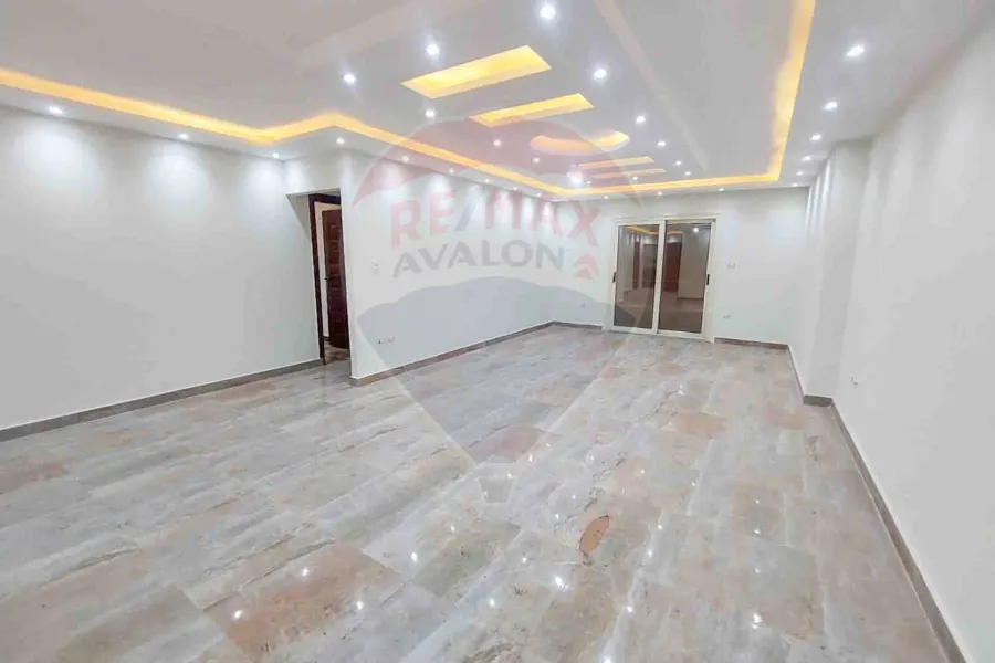 Apartment for rent 175 m Gleem (Qabbani St.)