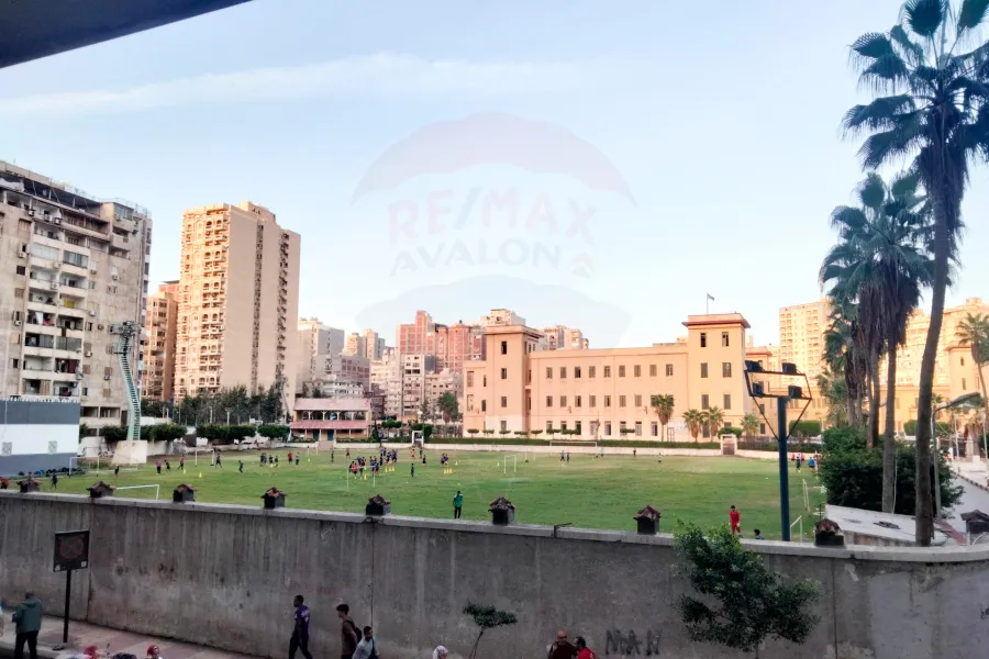 Administrative unit for rent 250 m Louran ( El-Eqbal main st. )