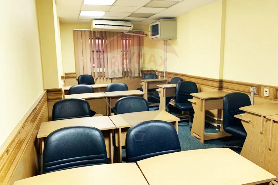 Administrative unit for sale 1,168 m Smouha (14 May st.)